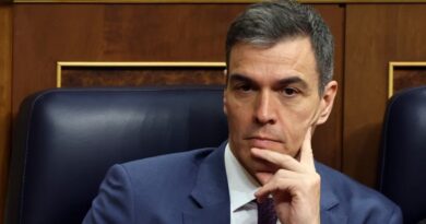Presidente de gobierno español suspende funciones públicas para “reflexionar” sobre su futuro