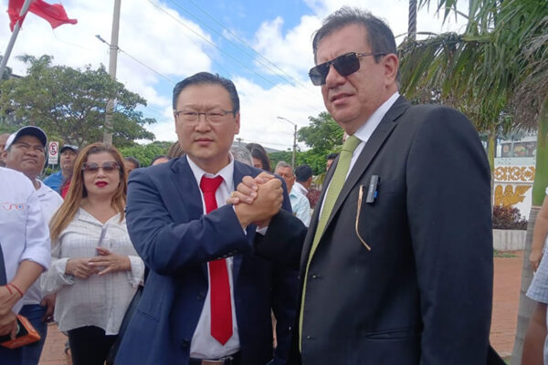 Chi y Soliz firman alianza e instan a otros líderes a sumarse a nuevo bloque de unidad