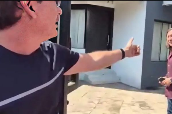 Cruce verbal entre dos supuestos «voceros oficiales» de facciones del PDC