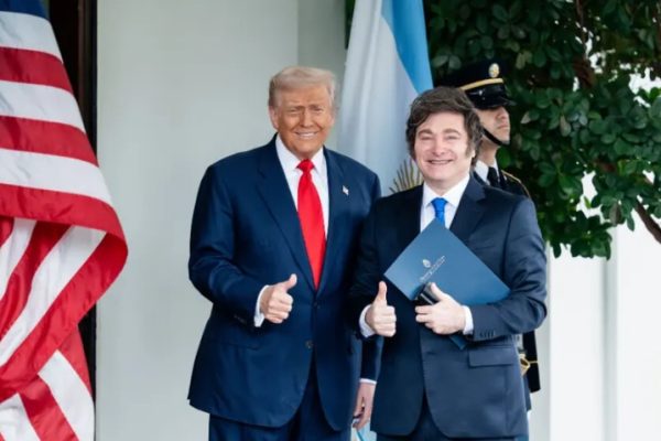 Milei tras reunión con Trump: Argentina tendrá apoyo de EEUU al menos hasta 2027