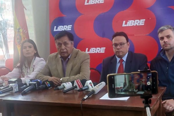 Libre pide copias de las 34 mil actas para realizar verificación del balotaje